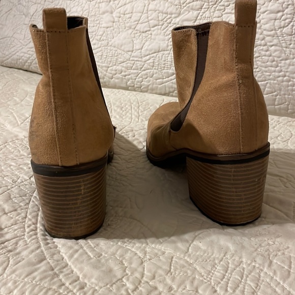 Fall Boots - Picture 2 of 3